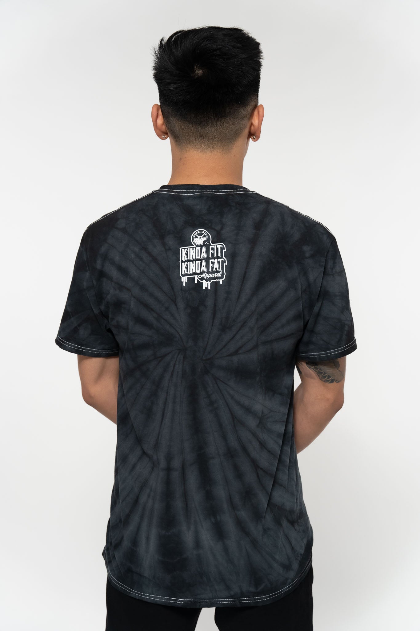 #color_black-tie-dye